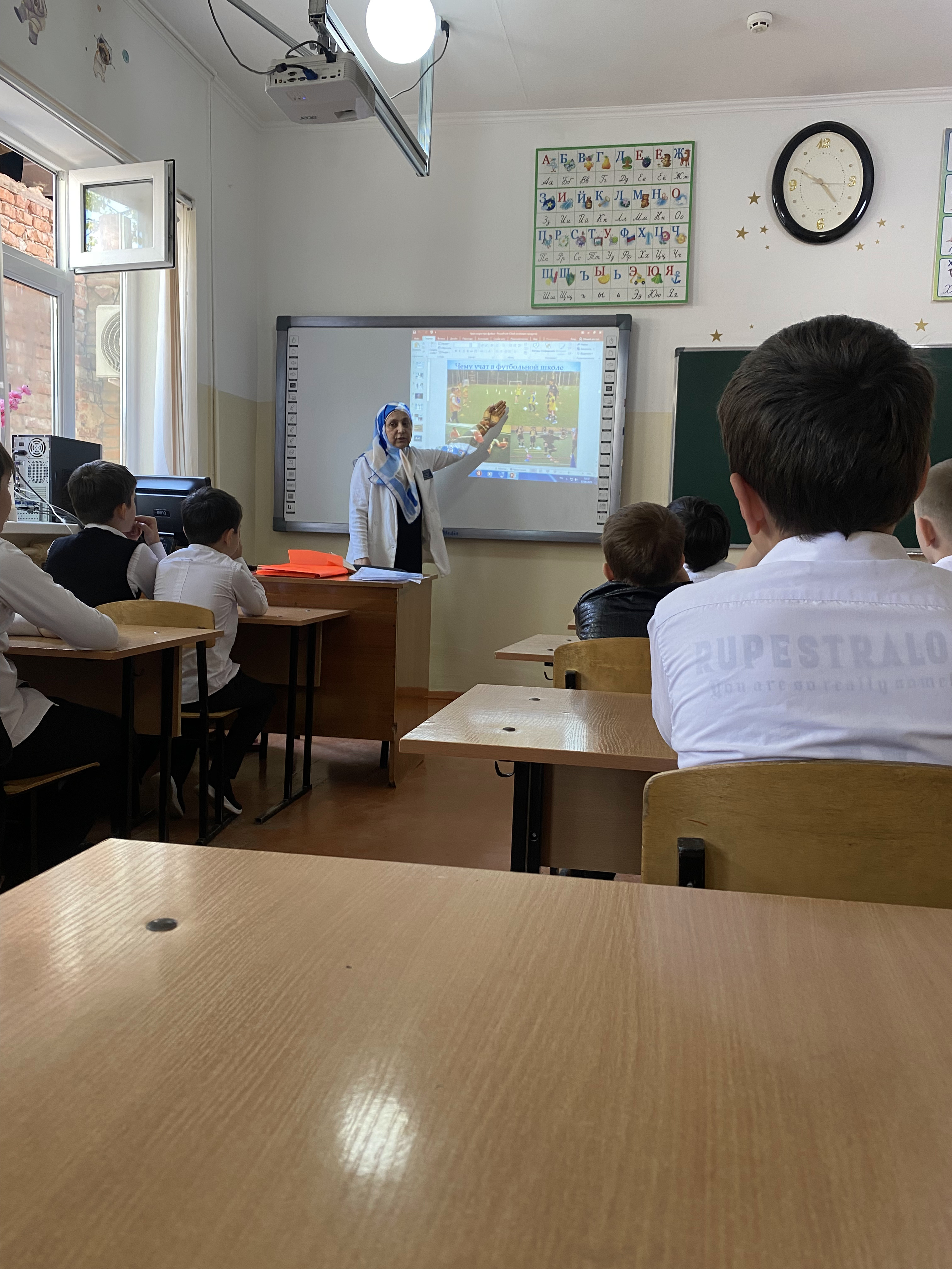 ..продолжение фотоотчёта с Уроков спорта